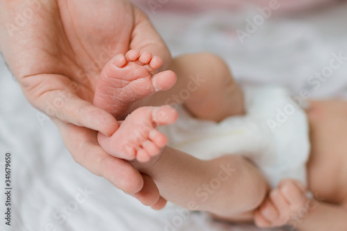 newborn foot © Anastasiya Krychun