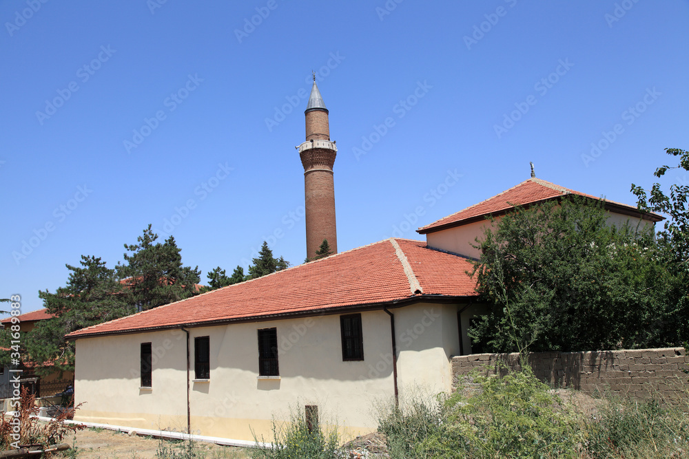 Aksehir Ulu Mosque was built in the 13th century during the Seljuk period. The mosque has a altar made of tiles. Mihrap has traces of Seljuk art.