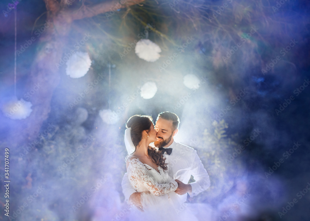 first dance - Elegant wedding by night first dance - Elegant wedding by night