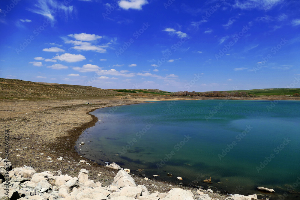 people will be dehydrated in the near future, global warming causes drought, people will be dehydrated in the near future, global warming causes drought,