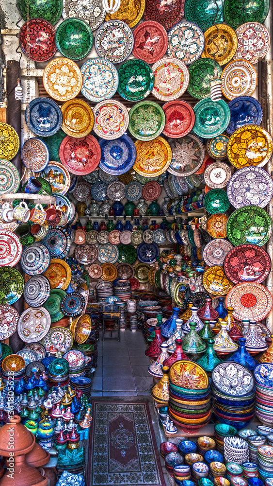 Obraz premium Ceramics in a market in an Arab country