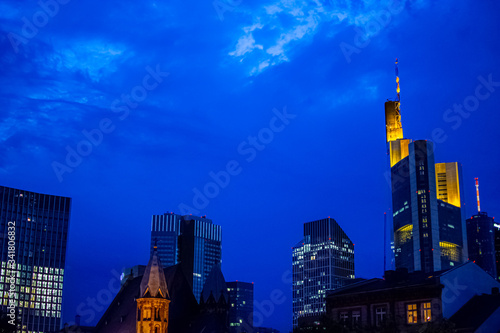 Night shoot of the buildings in the city of Frankfurt am Main © MuamerO