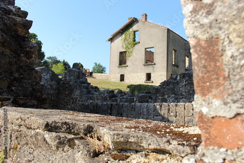 Casa destruida por la guerra