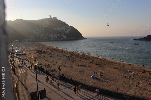 Playa en el atardecer