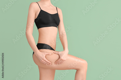 Beautiful young woman in un...