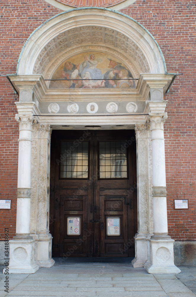 Front Door Venice Arch 