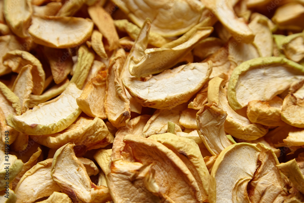 Dried apple slices, dried fruit chips Dried apple slices, dried fruit chips