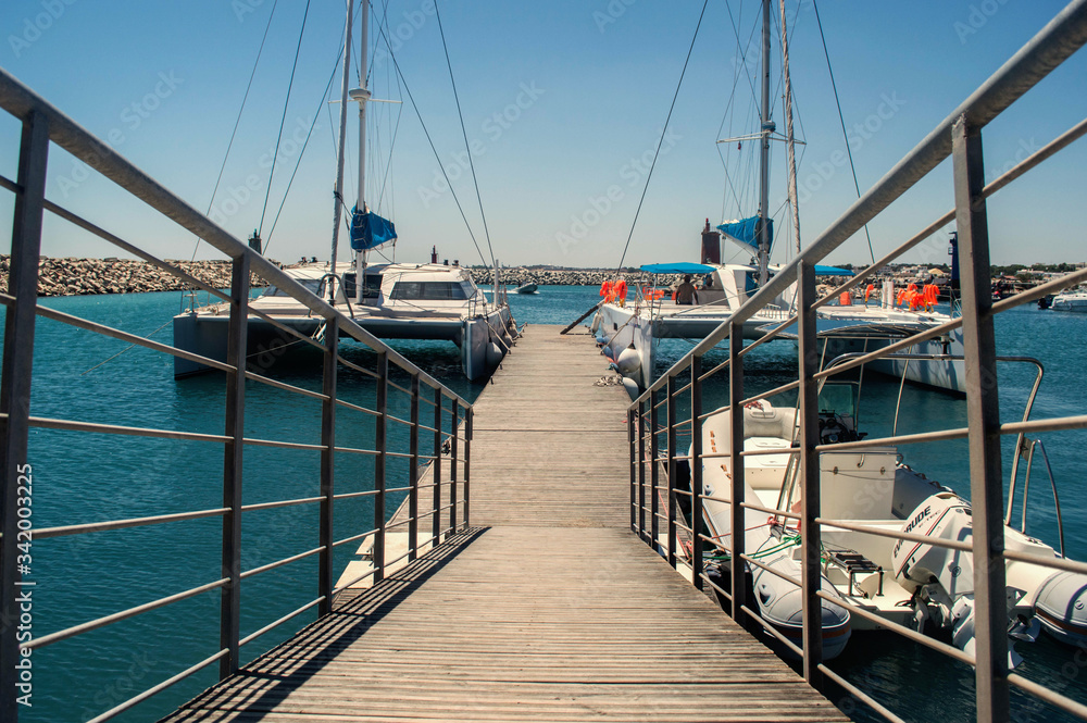 Fototapeta premium boats in the harbor