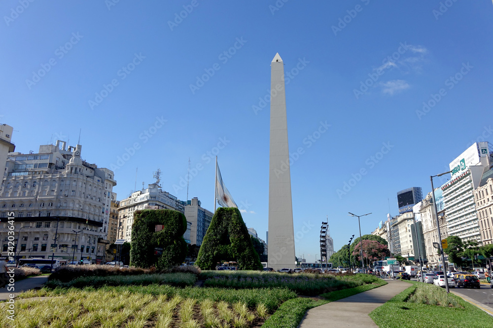 Φωτογραφία ARGENTINA - BUENOS AIRES - OBELISK WITH WRITING BA