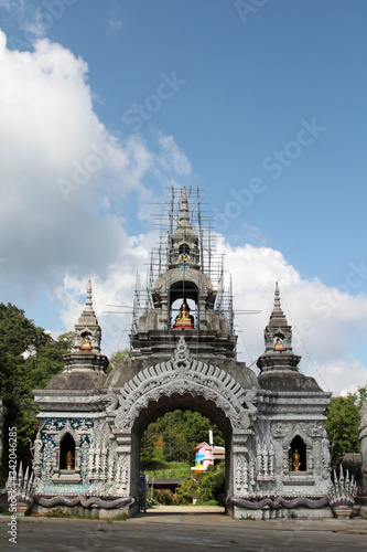 Entrance arch in Wat Phra Buddhabart Si Roy, Mae Rim District, Chiangmai province, Northern Thailand.