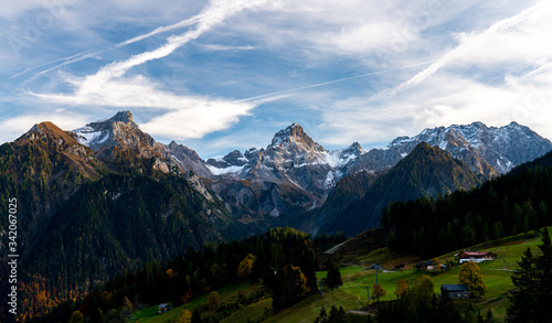 Tschengla Aussicht zur Zimba photo