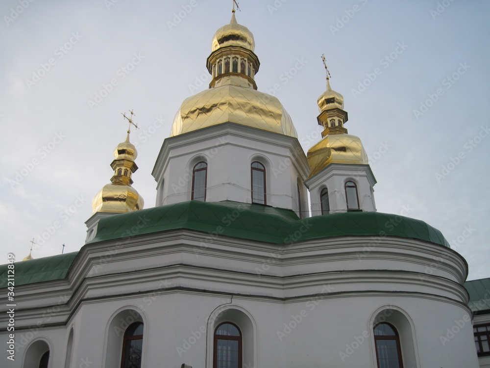 golden domes of the orthodox church