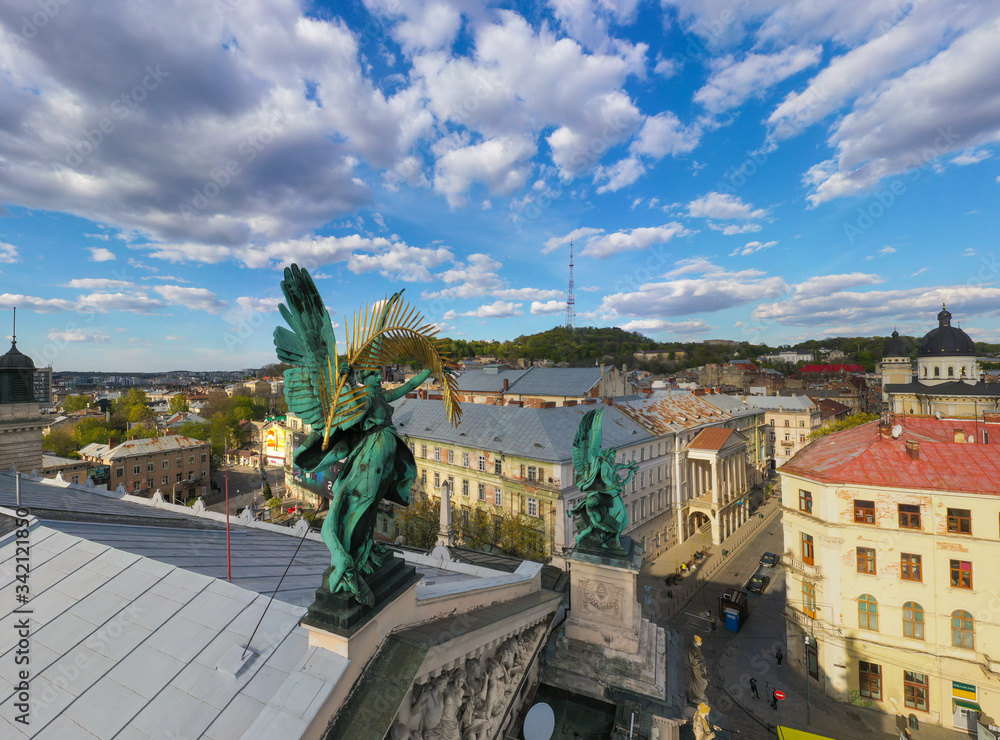 Obraz premium Aerial veiw on Lviv Opera House from drone