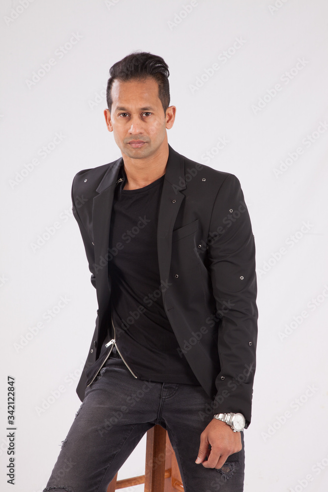 Fototapeta premium Handsome man in black shirt and suit jacket