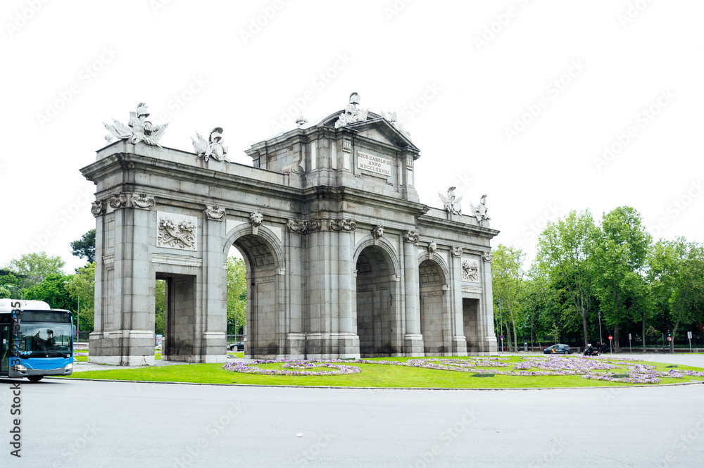 Historical monument of Madrid, Puerta de Alcala