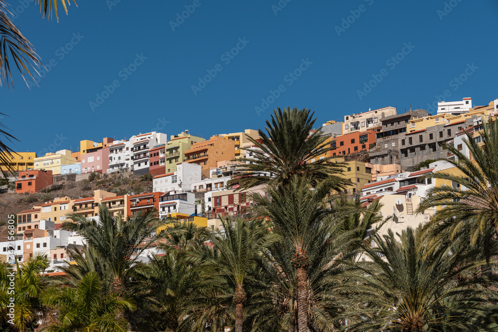 San Sebastian - La Gomera - bunte Häuser