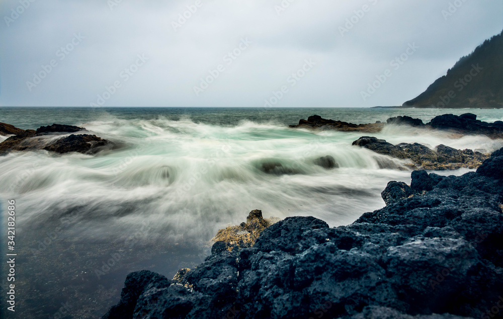 Thor's Well in Oregon by Janiel Green from Culture Trekking