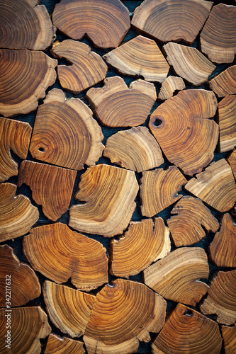 Cross-section teak wood parts Were combined until there was a beautiful style Until it will be built into a table.