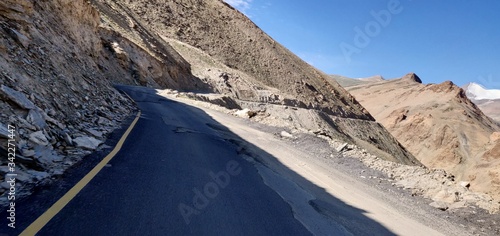 Photography Breathe taking photos of Leh (Switzerland of India), Highest motorable road in the world