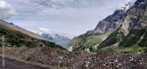 Photography Breathe taking photos of Leh (Switzerland of India), Highest motorable road in the world