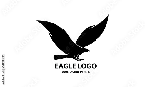 siluet Elang sederhana, cocok untuk simbol bisnis atau logo	