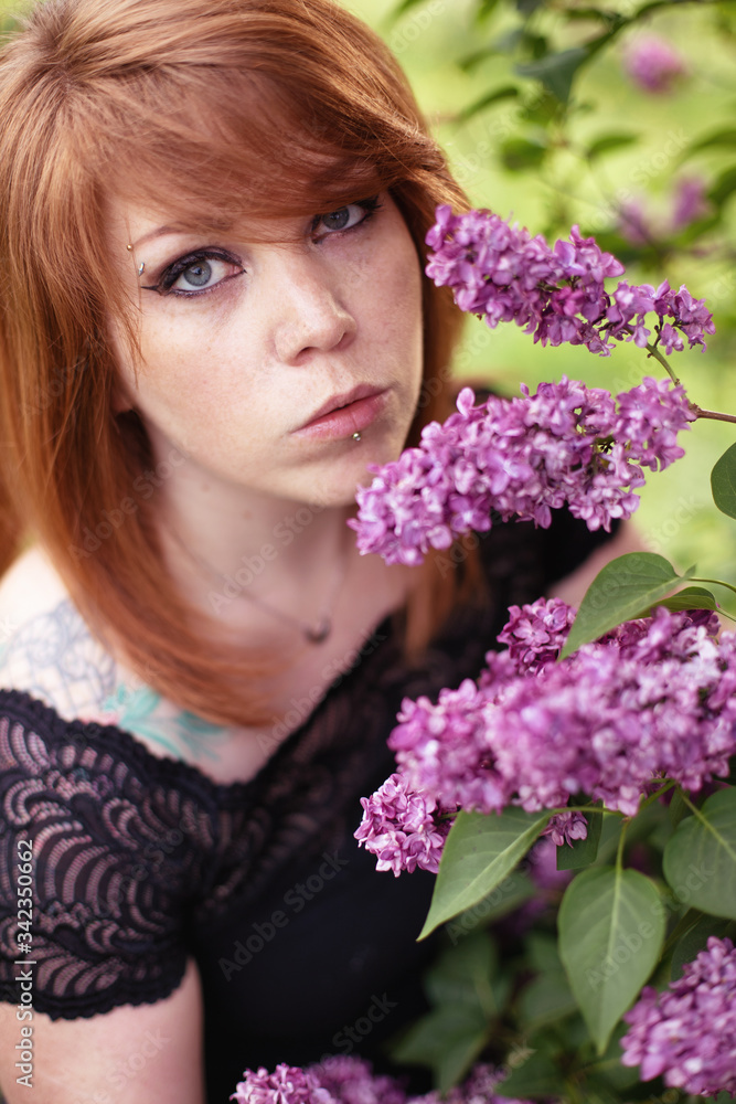 Fototapeta premium Portrait femme fleuris