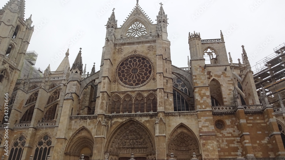 Fototapeta premium Leon is a beautiful historic city in Spain