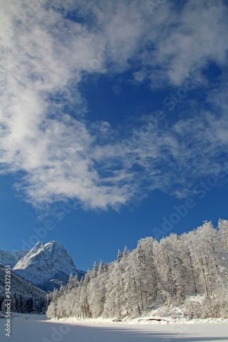Wallpaper Mural Riessersee in Garmisch-Partenkirchen im Winter Torontodigital.ca