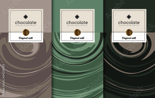 Chocolate bar packaging set. Trendy luxury product branding template with label pattern for packaging. Vector design.