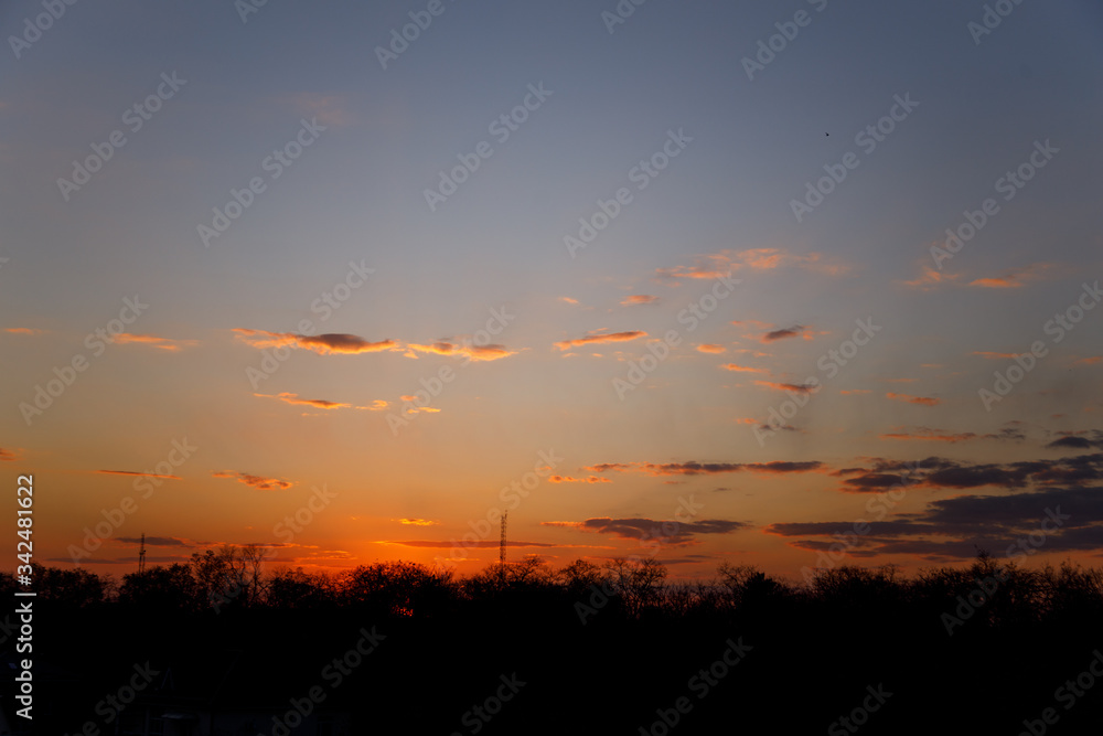 Naklejka premium sunset in the city