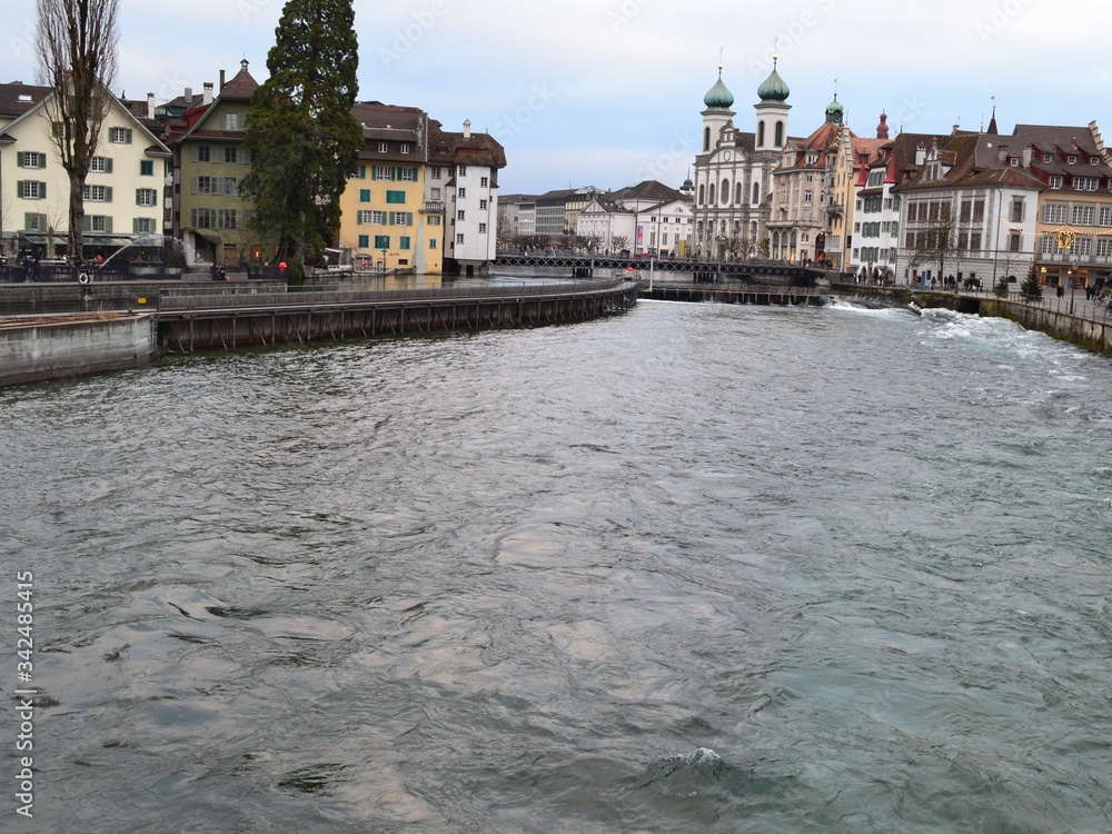 Obraz premium View of the water channel in the Swiss city of Lucerne