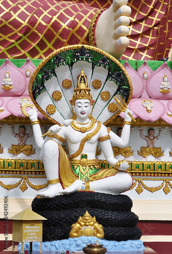buddha statue in temple
