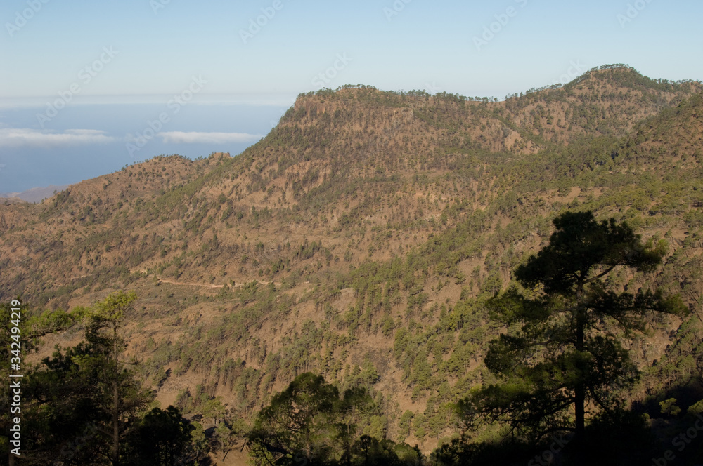 Ojeda Mountain to the left and Los Hornos or Inagua Mountain to the right. Integral Natural Reserve of Inagua. Gran Canaria. Canary Islands. Spain.