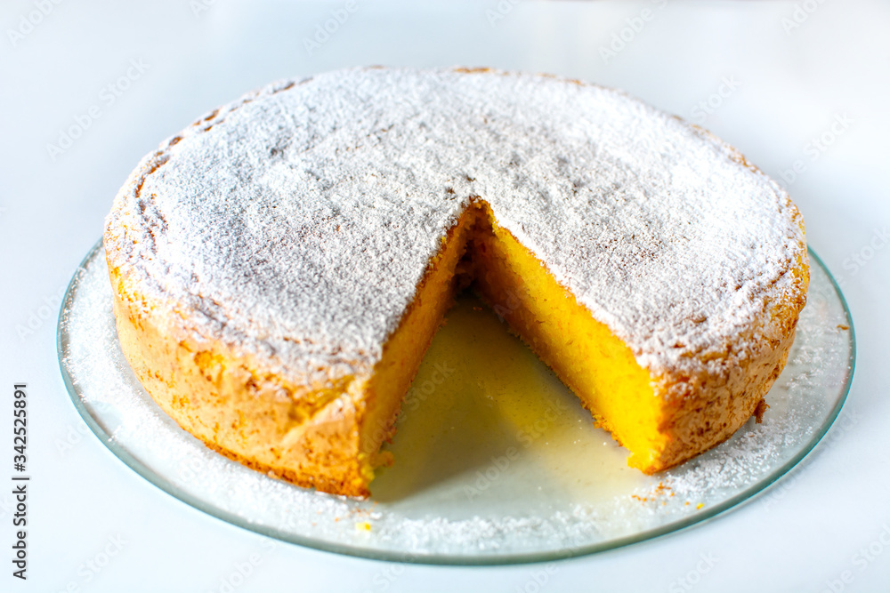 Orange dessert cake,