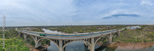 Quadro su tela Drone of Donald Goodkind Bridge Raritan River New Jersey