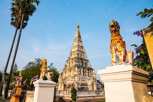 Chedi Liem temple or Wat Chedi Liem in Wiang Kum Kam archaeological site photo