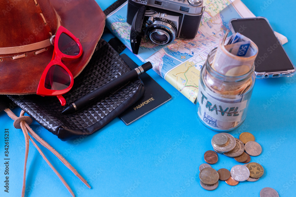 Viajar con poco dinero, administrando los recursos económicos y salir de tu país para conocer el mundo utilizado lo indispensable un pasaporte, un mapa, notas y toda la imaginación y sueños. Viajar con poco dinero, administrando los recursos económicos y salir de tu país para conocer el mundo utilizado lo indispensable un pasaporte, un mapa, notas y toda la imaginación y sueños.