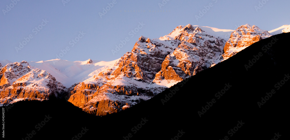 Fototapeta premium sunset in the mountains