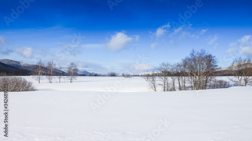 Zimowa aura w górach Bieszczadach © Lukasz