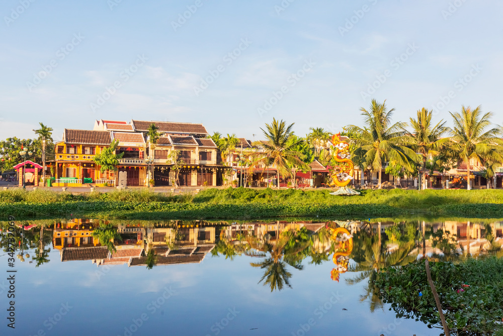 Obraz premium view of Hoi An ancient town, UNESCO world heritage, at Quang Nam province. Vietnam. Hoi An is one of the most popular destinations in Vietnam
