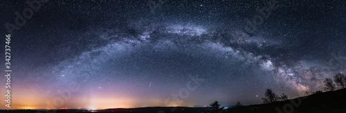 Obraz Droga Mleczna, Milky Way , Gwiazdy, Farma Wiatrowa nocą, noc, gwieździsta noc, nów,