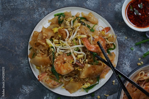 Homecooked Pad Thai with Flat rice noodles and Shrimp