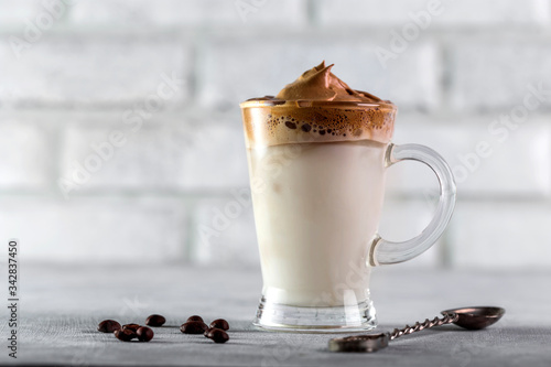 Canvastavla Image from a dalgon coffee.
