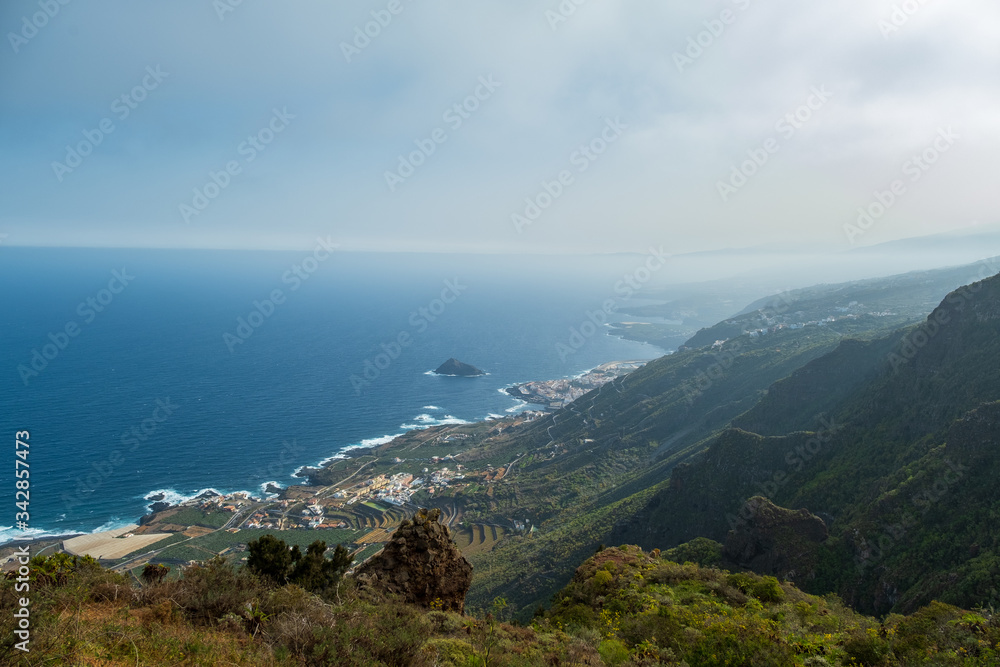 ein Küstenabschnitt im Nordwesten von Teneriffa ein Küstenabschnitt im Nordwesten von Teneriffa