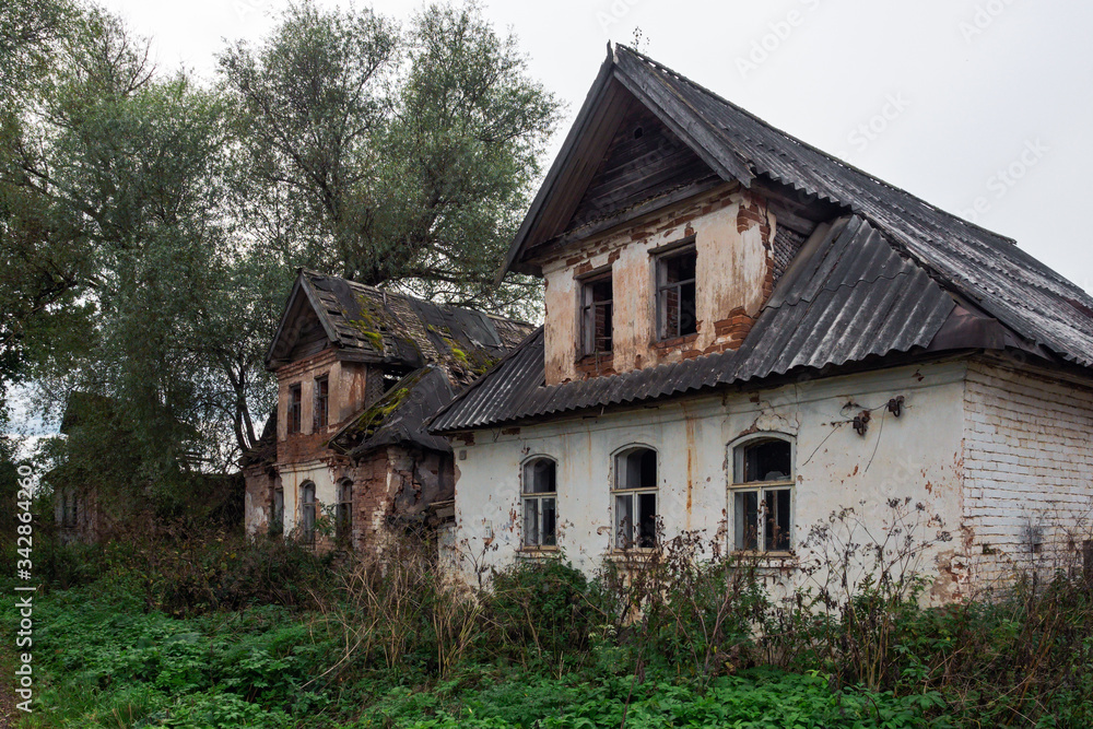 Abandoned villages in the Tverskoy region of Russia with houses built at the beginning of the last century. The destroyed houses. Abandoned villages in the Tverskoy region of Russia with houses built at the beginning of the last century. The destroyed houses.