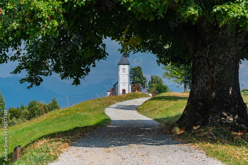 Slovenia: Jamnik, a fairytale church