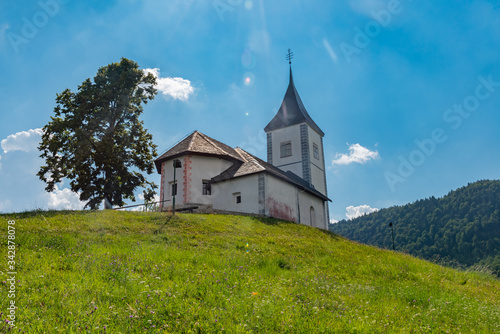Slovenia: Jamnik, a fairytale church