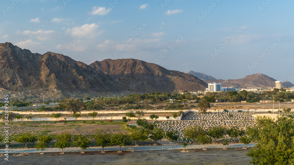 Fototapeta premium Spectacular View of Fujairah Fort in United Arab Emirates landscape and mountains