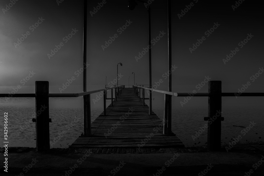 Obraz premium Pesca en la niebla