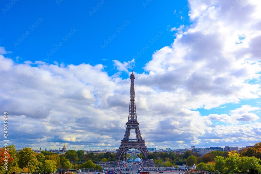 Fototapeta premium eiffel tower in paris